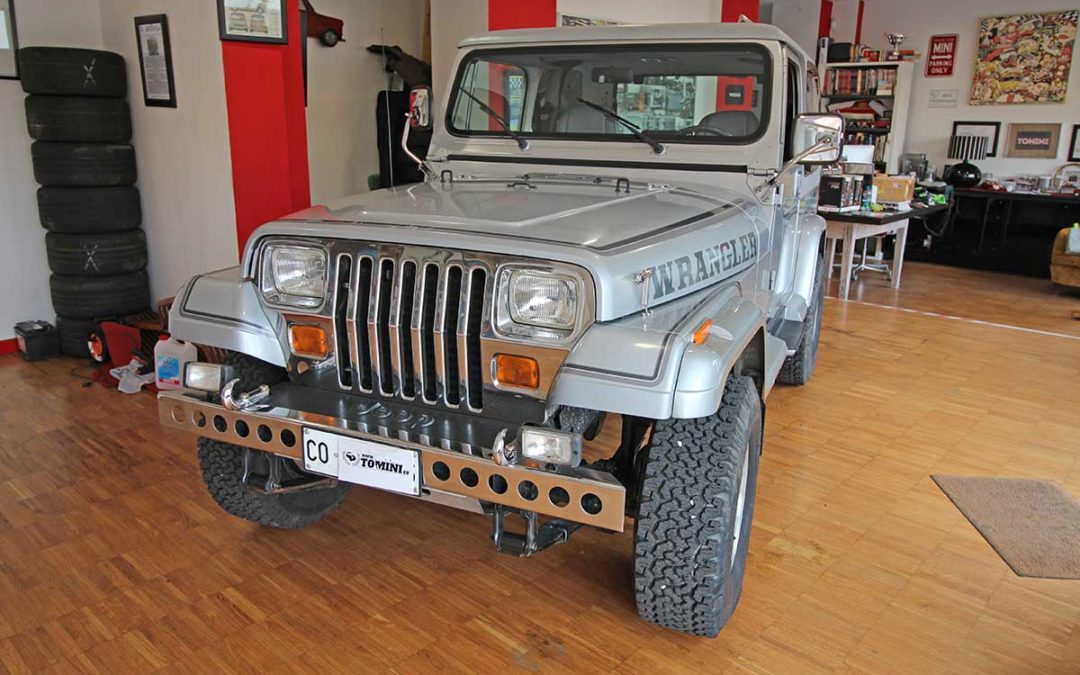 Jeep Wrangler YJ Laredo Hard Top 4.2 L manuale 5 marce (1988)