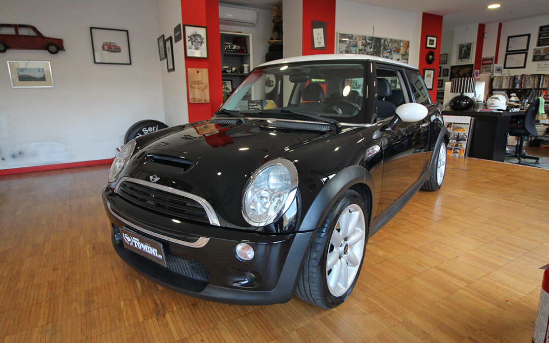Mini Cooper S (R53) 163 cv (2004)
