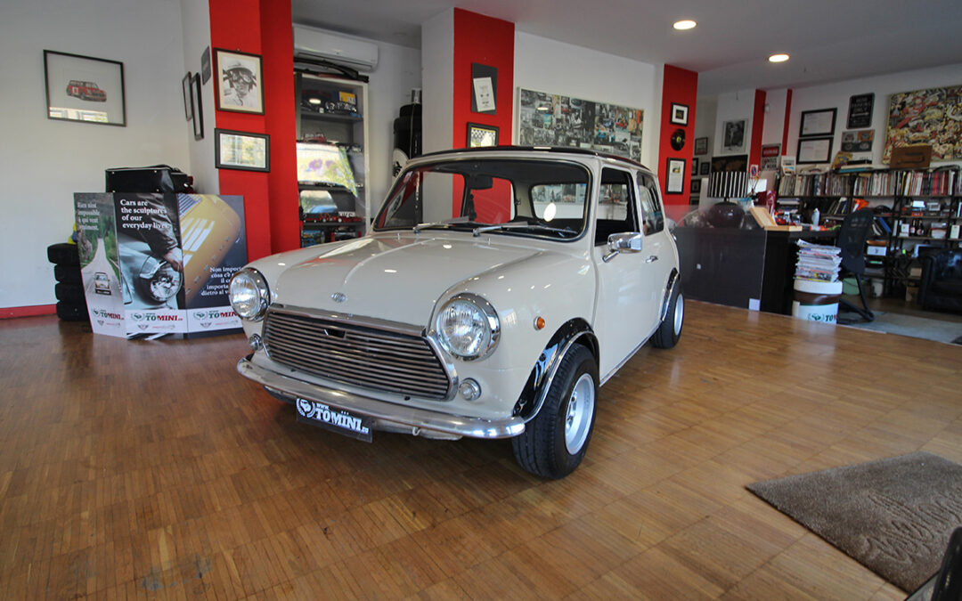 Innocenti Mini Cooper 1000 “VETRONE” B39/1 (1970)