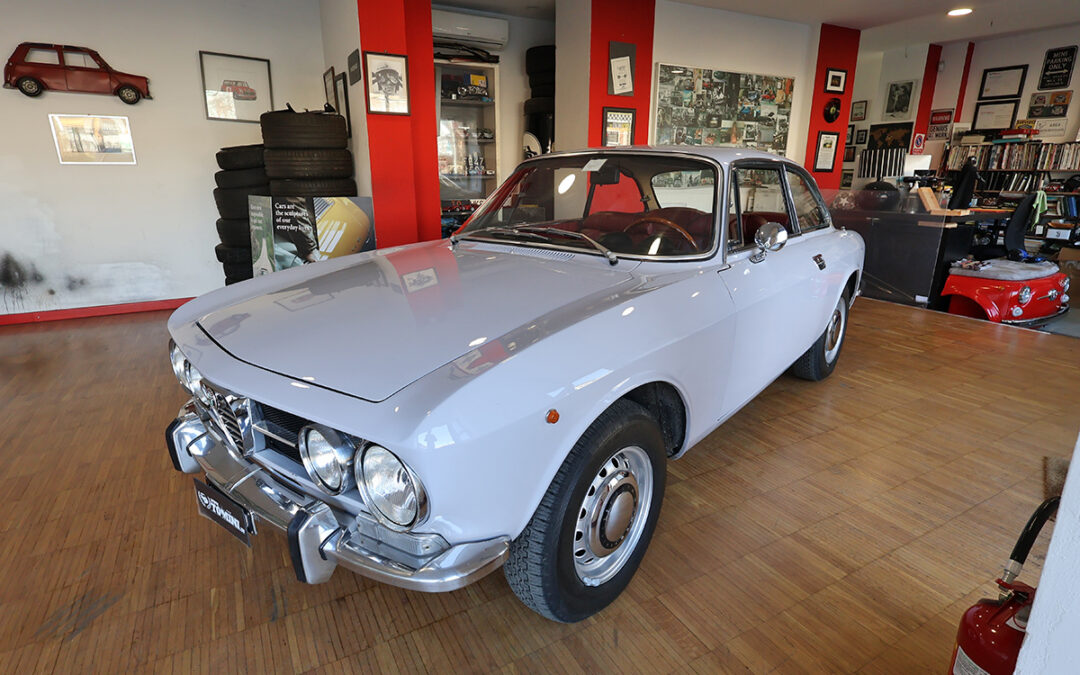 Alfa Romeo 1750 GT Veloce ( 105 44) 1970 ASI