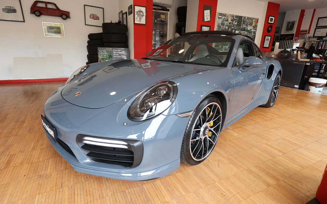 Porsche 911 991.2 Turbo S 3.8 580 cv (2018)